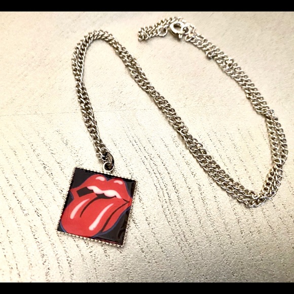 Jewelry - Rolling Stones lips mouth silver necklace
